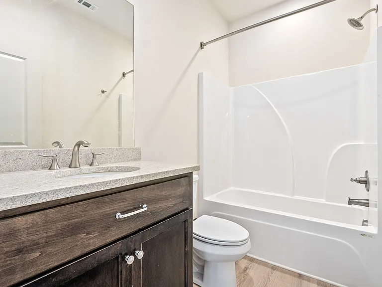 762 N Donahue Dr #3 — Photo 16
