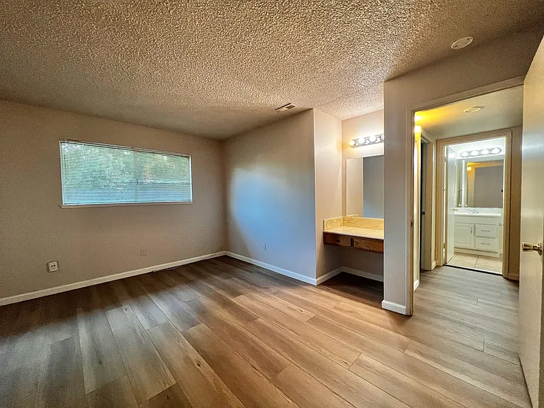 332 Felton Way #332 — Photo 17