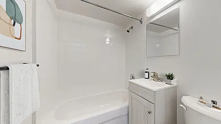 730 Dovercourt Rd — Photo 10