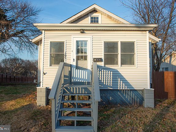 4th image of 105 E Summit Ave