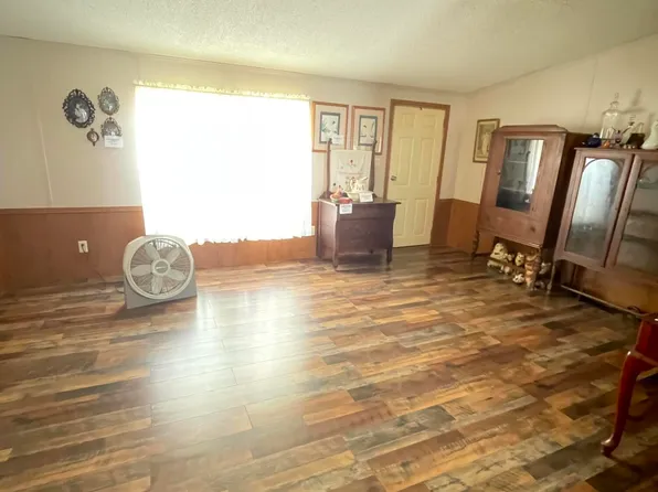 50 Long Ln, Mount Sterling, KY 40353