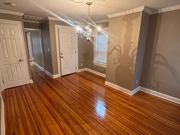 2nd image of 126 N College St #2
