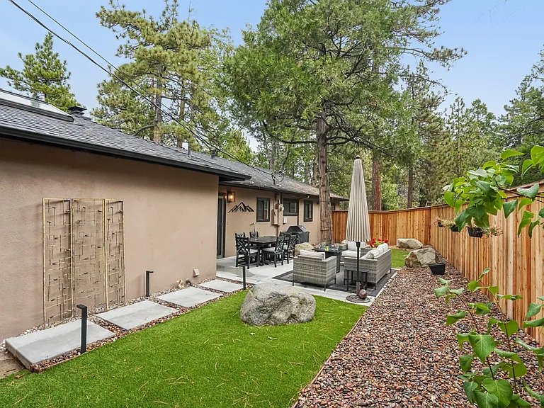 25340 Marion Ridge Dr — Photo 33