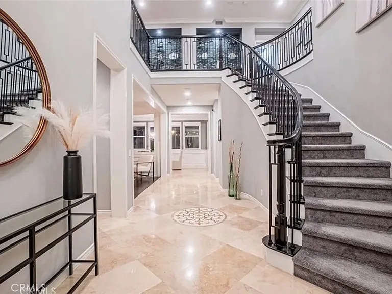 8082 E Portico Ter — Photo 37