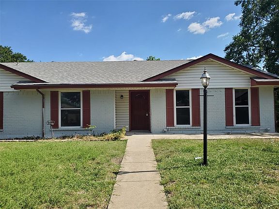 3rd image of 1908 Serenade Ln