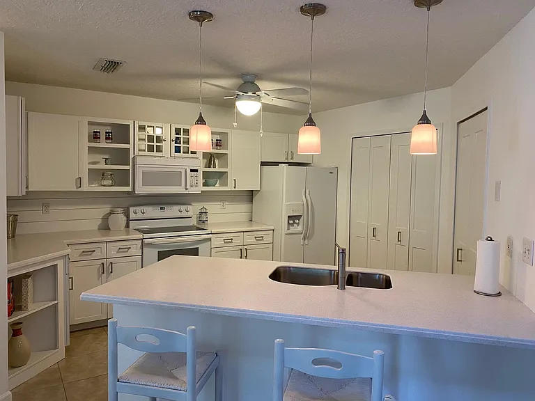 900 Ironwood Dr #912 — Photo 10