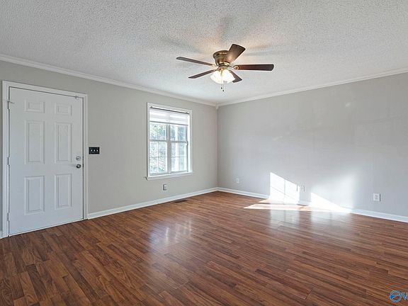 3rd image of 141 Quiet Ln