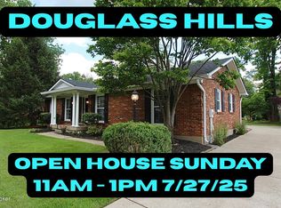 605 Rothbury Ln, Douglass Hills, KY 40243