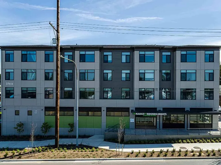 Redondo Heights I & II — Photo 11