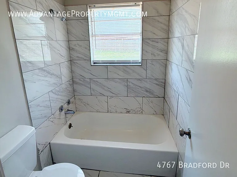 4767 Bradford Dr — Photo 10