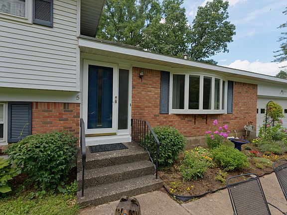 4th image of 5 Crestmont Dr