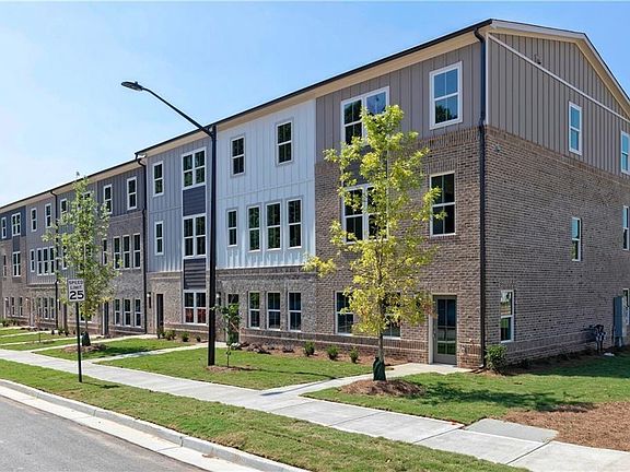 2nd image of 1009 Taylor Ct