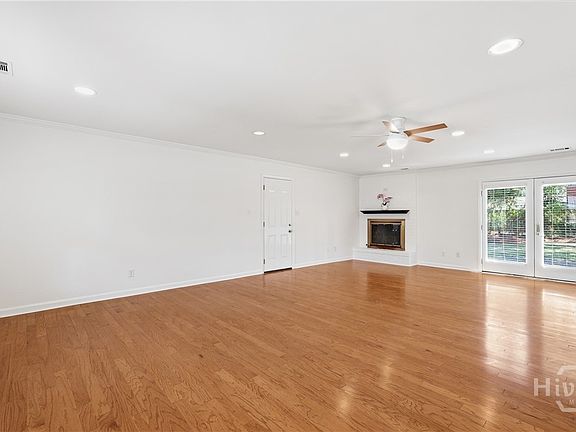 5th image of 129 Stafford Road