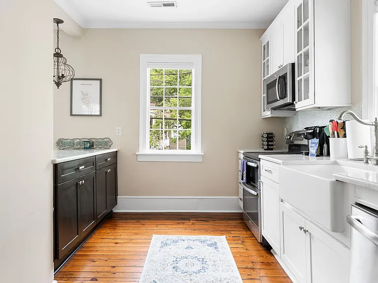 251 Ashley Ave #C — Photo 11