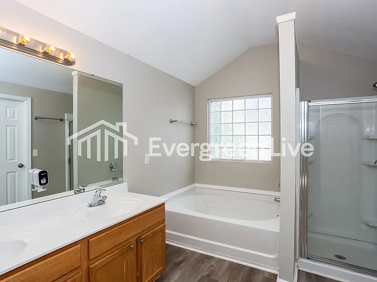 2512 Reid Oaks Dr — Photo 13