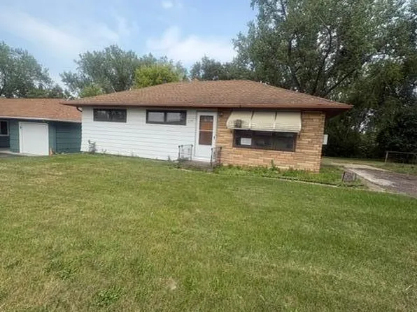 2594 Fairview Ave N, Roseville, MN 55113