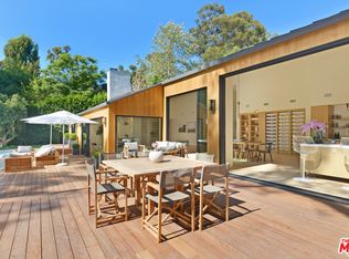 3751 Serra Rd, Malibu, CA 90265