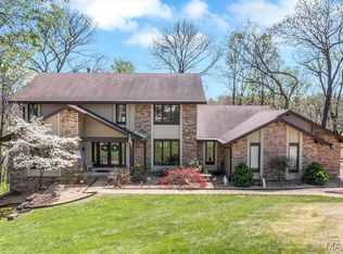 2244 Kehrs Ridge Dr, Chesterfield, MO 63005