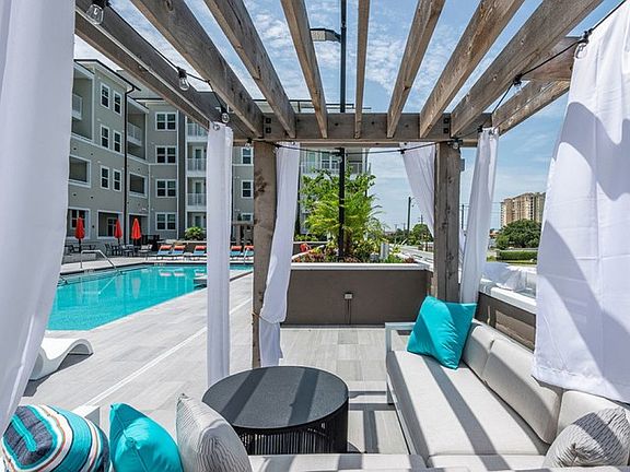 3rd image of 5320 S Westshore Blvd #1524