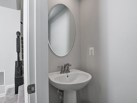 Beethoven 1-Car Garage