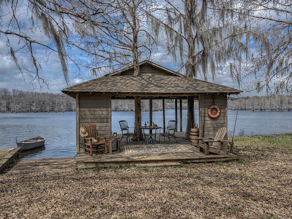 13th image of this home