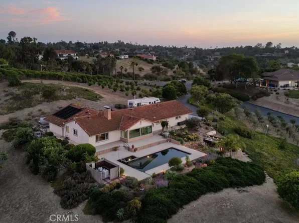 1509 Macadamia Dr, Fallbrook, CA 92028
