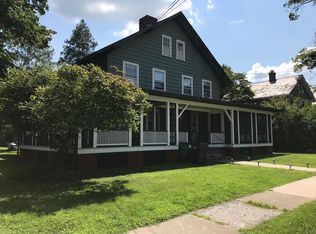 609 Bryant St, Stroudsburg, PA 18360