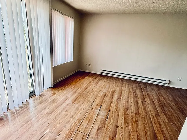 7429 Rainier Ave S — Photo 6