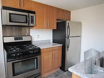 Rented by Skyline Group Real Estate