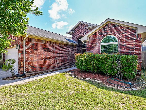 2nd image of 7706 Guldan Dr