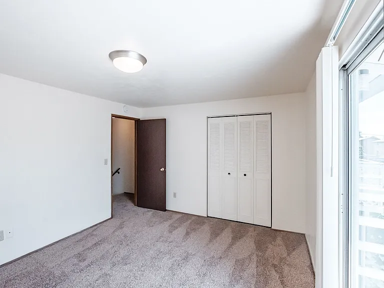 Meadow Green Townhomes — Photo 14