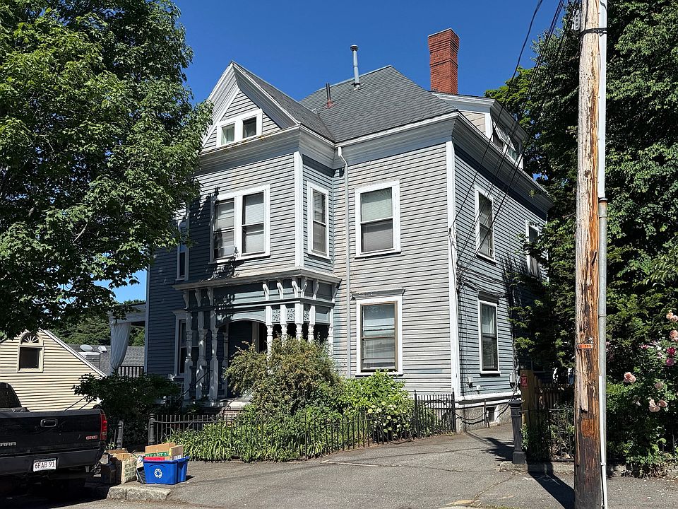 1st image of 83 Pleasant St APT 3