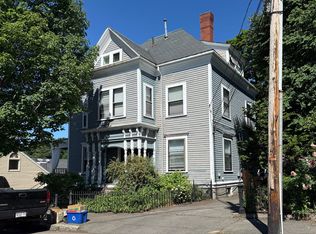 83 Pleasant St APT 3, Marblehead, MA 01945
