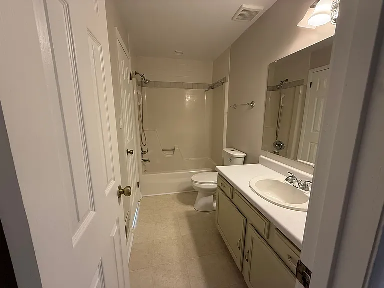 3177 Cheltenham Ct — Photo 11