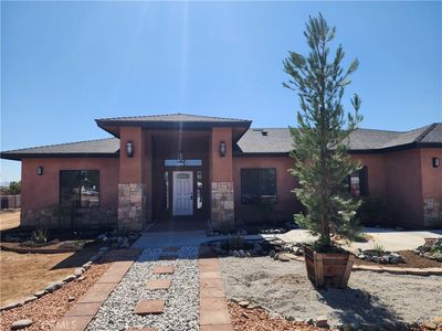 8811 6th Ave, Hesperia, CA, 92345
