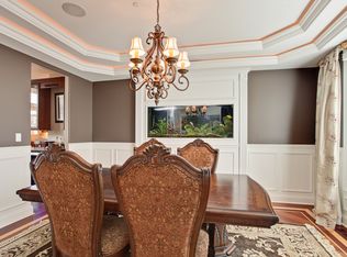 7245 Greywall Ct, Long Grove, IL