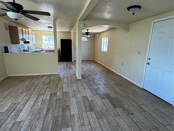 2nd image of 3097 E Suffock Avenue