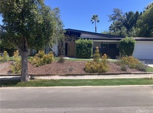 23540 Kivik St, Woodland Hills, CA 91367