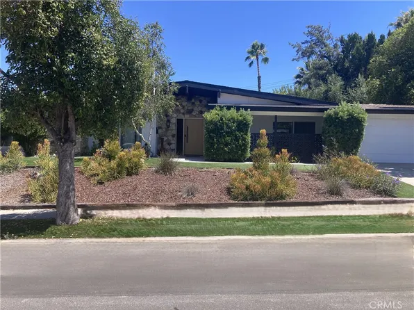 23540 Kivik St, Woodland Hills, CA 91367