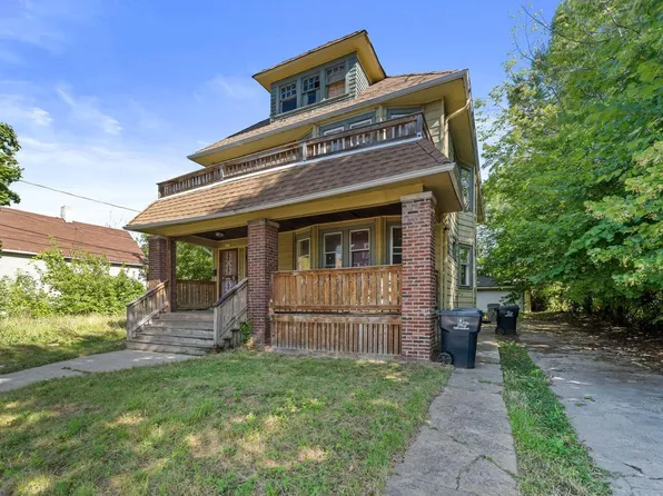 1954 West Finn PLACE #1956, Milwaukee, WI 53206