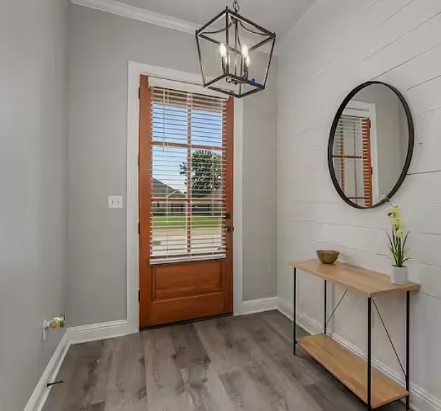 5804 Bluebonnett Dr — Photo 3