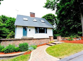 10 Liberty Rd, Marblehead, MA 01945