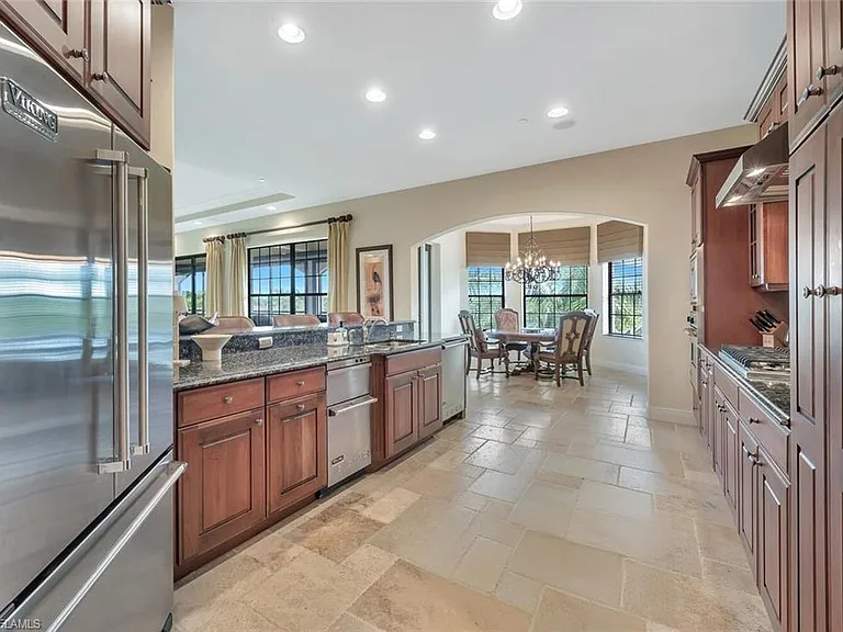 2543 Marquesa Royale Ln #Penthouse 301 — Photo 19