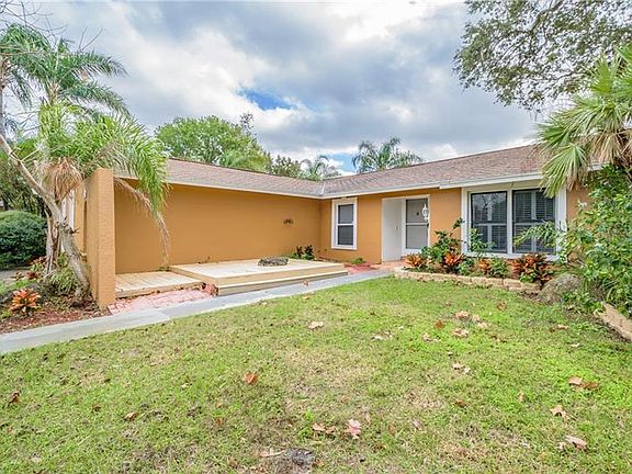 2nd image of 10613 Del Prado Dr W