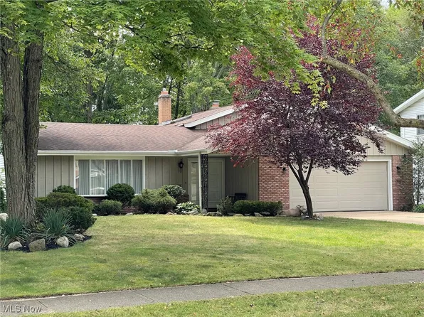 26877 Brahms Dr, Westlake, OH 44145