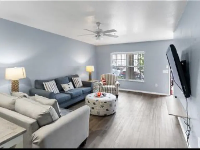 9206 Bella Terraza Way — Photo 6