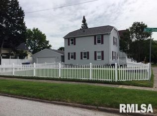 1705 13th Ave, Moline, IL 61265