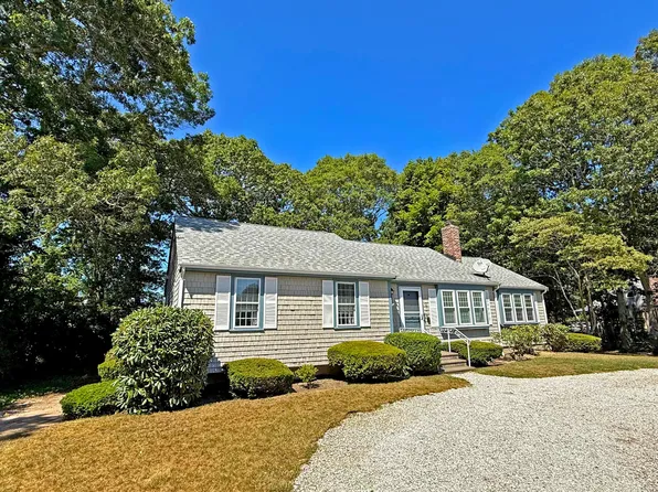 76 Braxton Road, East Falmouth, MA 02536