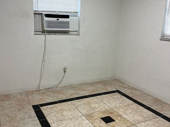 5th image of 1500 NW 69th Ter APT 1
