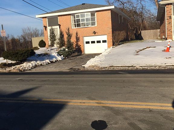 3rd image of 109 Buckingham Dr